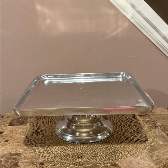 Williams Sonoma SoHo Square Pedestal Tray